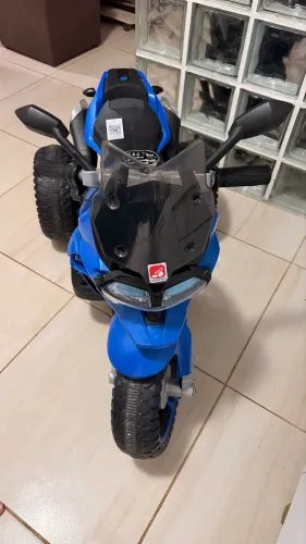 Moto elétrica infantil