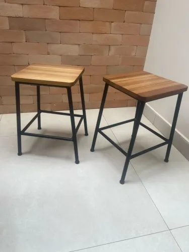 Dois bancos baixo Tok&Stok
