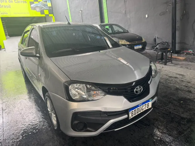 Toyota Etios X Sedan 1.5 Flex 16V 4P Mec. 2020