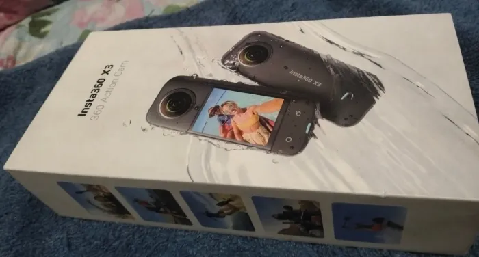 Vendo está câmera Insta360 X3 .aceito proposta descente