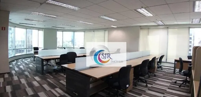 Sala Comercial com 660 m² - Mobiliado - 20 vagas - Ar condicionado central - Forro modulad