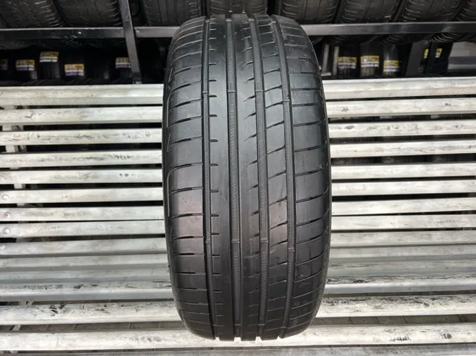 Pneu 225/40/19 Goodyear Eagle F1 Run Flat R$499 / Pneu 225/40R19
