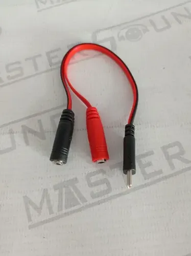 Adaptador 2 P2 fêmea X 1 tipo c. Novo.