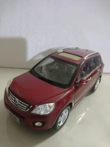 Miniatura 1/18 H6 Haval 