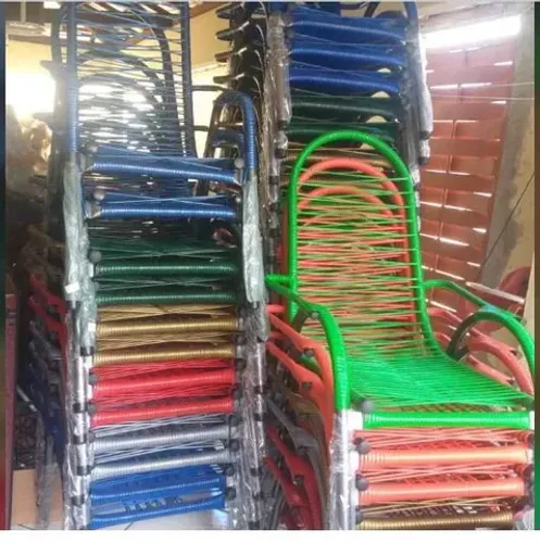 Cadeira de fio adulto