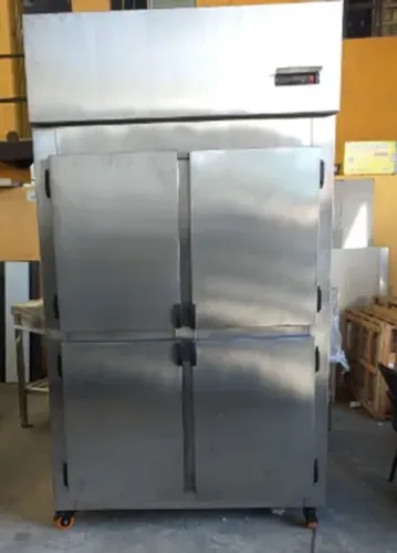 Geladeira comercial 4 portas inox ideal para padarias e restaurantes