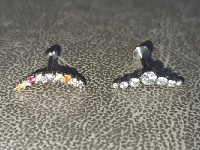 Piercing tragus pedrarias