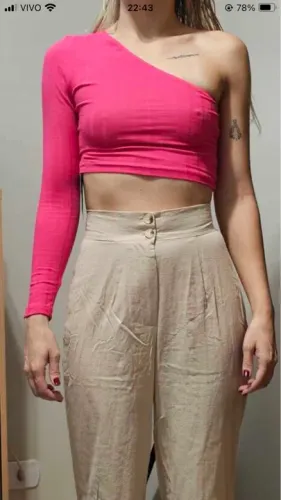 Blusa de Alça Única Rosa - Cropped NOVO