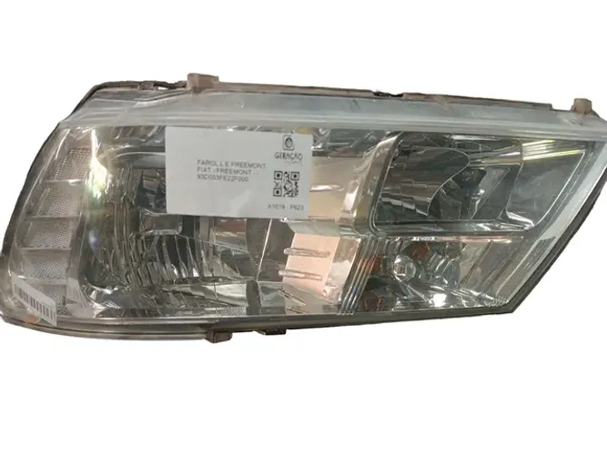 FAROL L E FREEMONT  DO FIAT FREEMONT /
