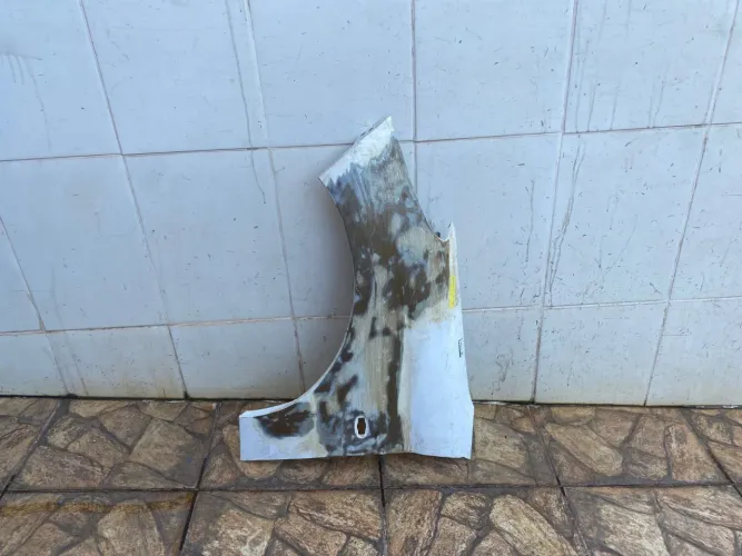 Paralama esquerdo Peugeot 207 2007/2008/2009/2010/2011/2012/2013/2014