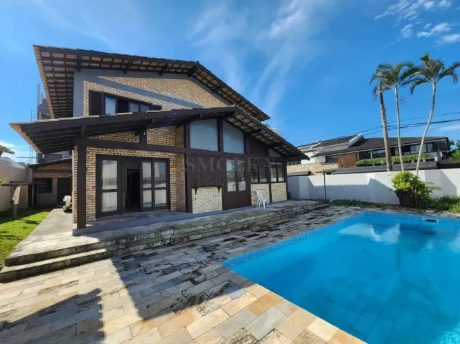 Casa COMERCIAL em frente a Orla do Itaguaçu 365 m2