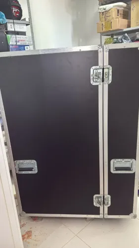 Case Rack profissional com rodinhas