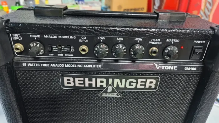 Amplificador BEHRINGER aceito oferta 