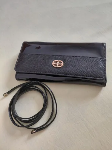 Carteira/Bolsa em Verniz
