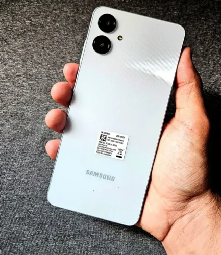 Samsung A06 - Barato do Dia - A06 Branco 128/4