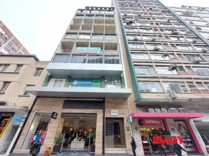 Oportunidade! Salas/Conjuntos em Centro - Florianópolis