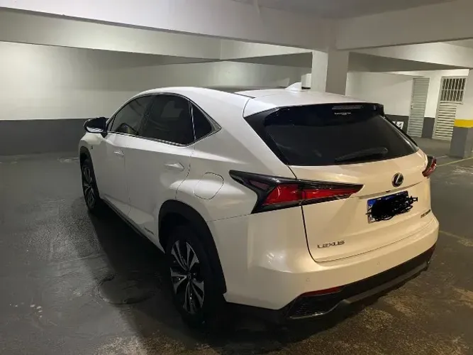 Lexus NX-300 H F-sport 2.5 16V Aut. 2021
