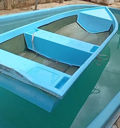 BARCO ( CANOA ) DE FIBRA DE VIDRO !