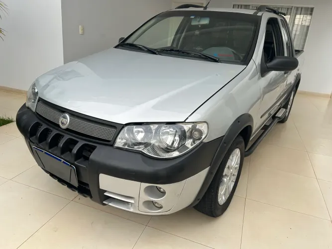 Fiat Strada 2008 Usados e Novos