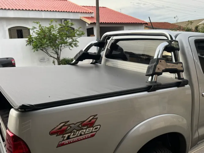 Toyota Hilux CD SRV D4-d 4X4 3.0 TDI Diesel AUT 2014