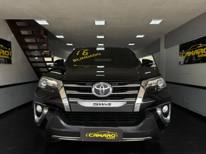 TOYOTA SW4 SRX V6 GASOLINA! BLINDADA!