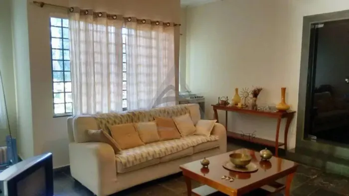 Casa à venda e para alugar em Campinas, Parque São Quirino, com 5 quartos, com 380 m²
