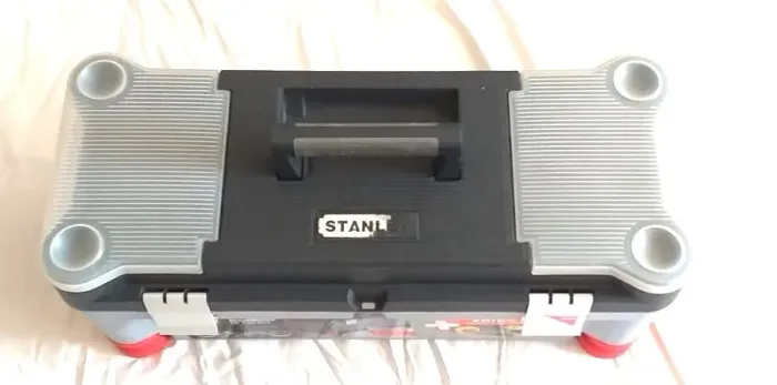 Mala (estojo) de ferramentas marca Stanley. Usado em bom estado.