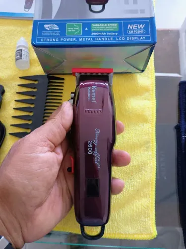 Máquina de cortar cabelo Kemei KM-PG2600