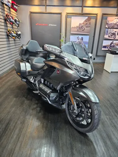 HONDA GL 1800 GOLD WING 2019 MANUAL