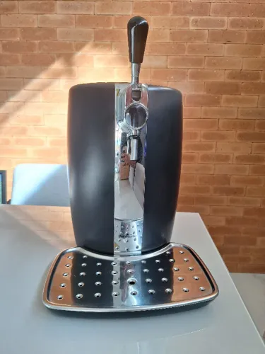 Chopeira Beertender Krups Heineken, Cap. 5 Litros - Preta