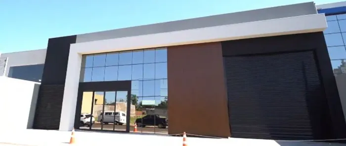 Barracão Comercial para Alugar em Arapongas - Bairro Jardim Primavera