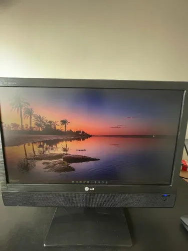 Monitor LG M2241A-PM 21.5? com entrada HDMI e TV integrada
