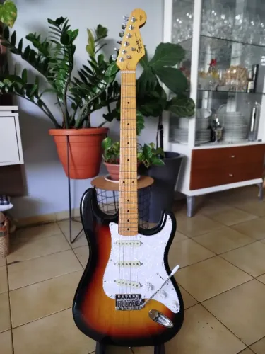 Guitarra Fender Squier serie Califórnia