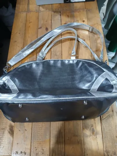 BOLSA PRATA SEMI-NOVA 250,00