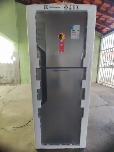 Geladeira Electrolux 431L Nova na Caixa