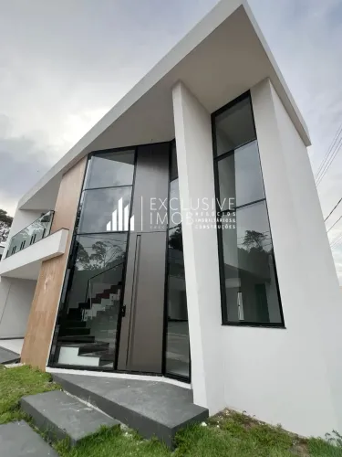 3 SUITES CASA DE ESQUINA EM CONDOMINIO