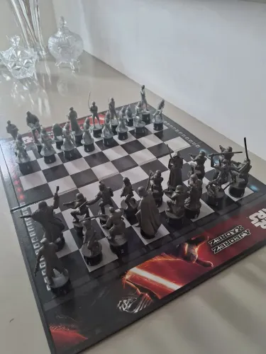 Jogo de Xadrez Star Wars