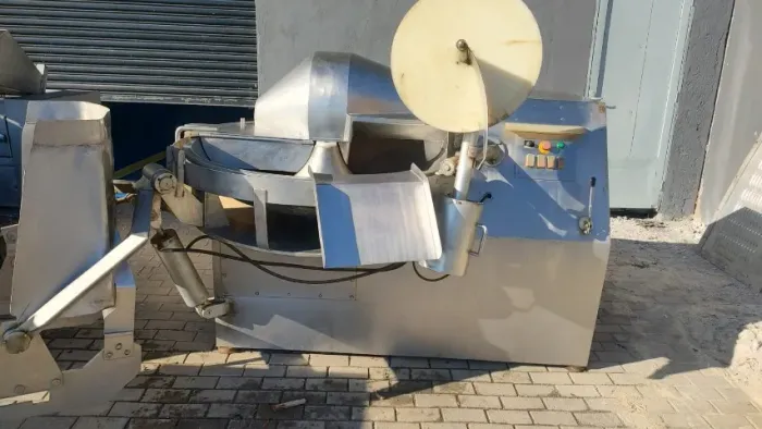 Cutter industrial 220 litros inox