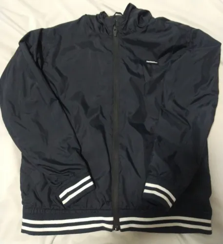 Casaco Infantil Tam 12 com Capuz