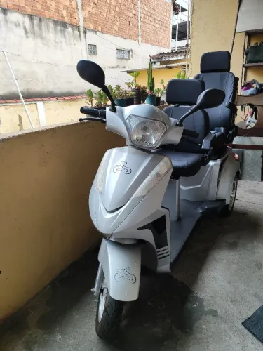 Vendo moto elétrica 
