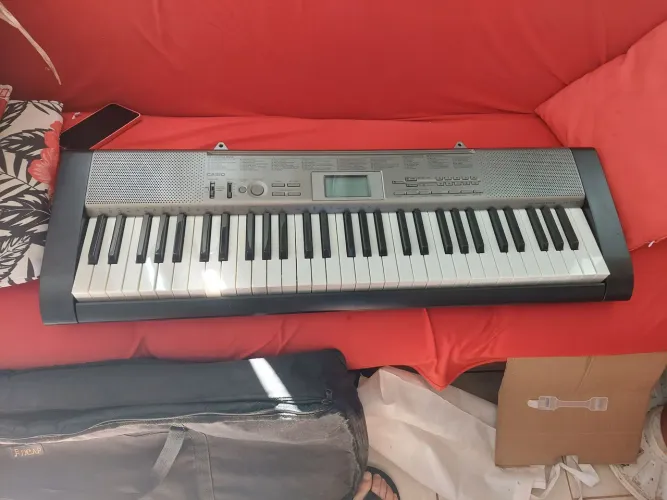 Teclado Casio - Ótimo estado