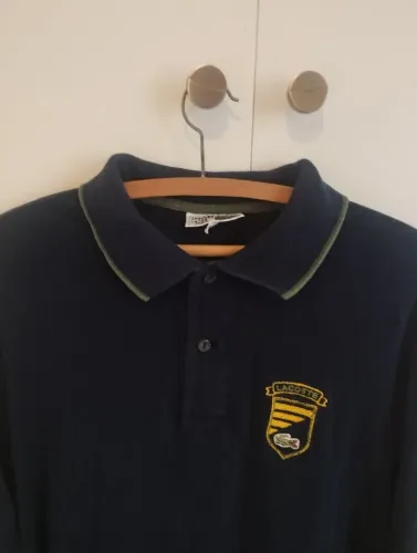 Camisa Lacoste polo comprida, azul marinho. 
