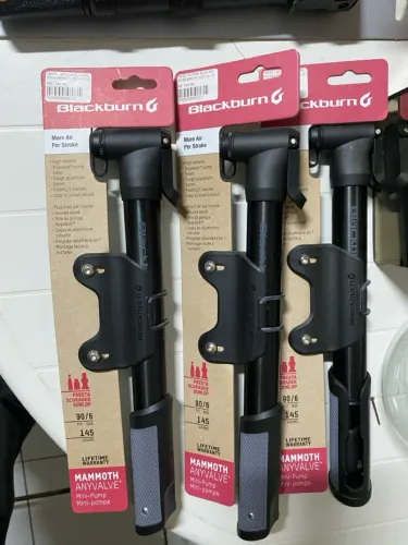 Bomba de ar para bicicleta Blackburn Mammoth Anyvalve