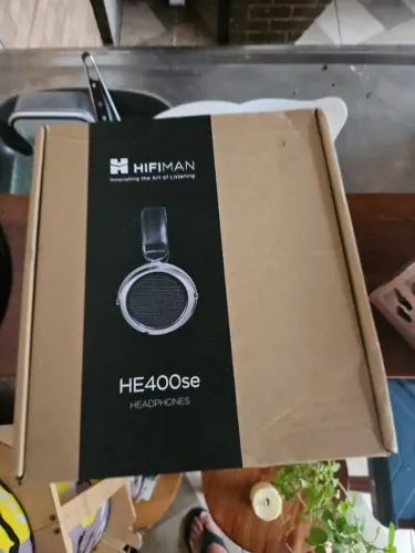 Hifiman He400se com defeito