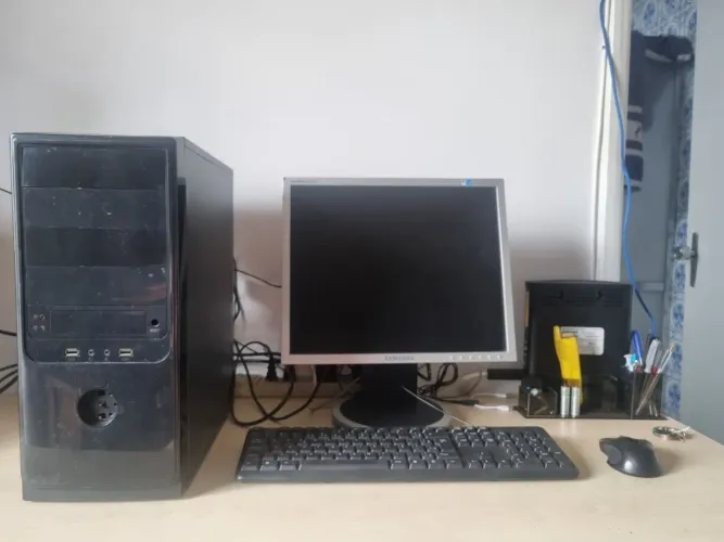 Monitor