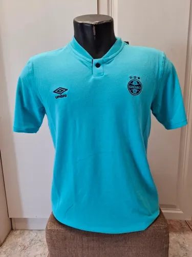 Camisa do Grêmio Umbro de viagem tamanho M pólo