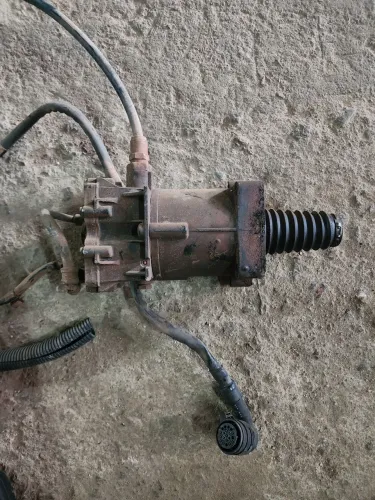 Servo de embreagem câmbio ASTRONIC 