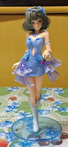 Figura anime original Bandai usado