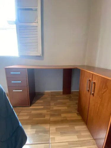 Escrivaninha em L