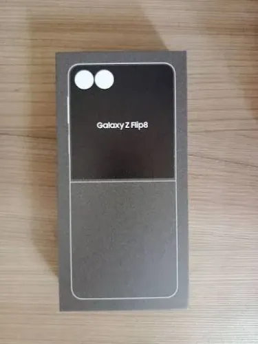 Galaxy Z Flip 8 256GB NOVO